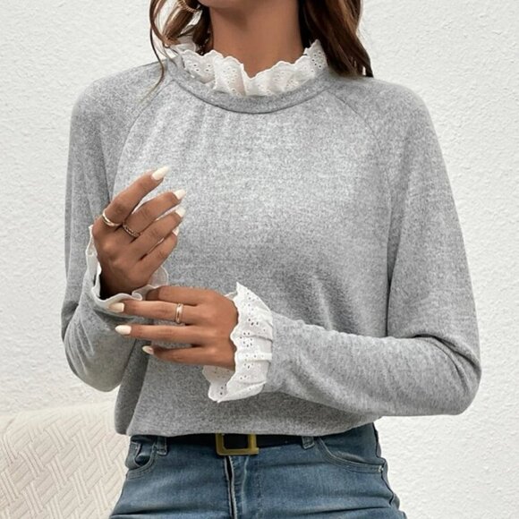 SHEIN Tops - SHEIN EYLET EMBROIDERY TRIM RAGLAN SLEEVE SHIRT SIZE L 8/10 NWT